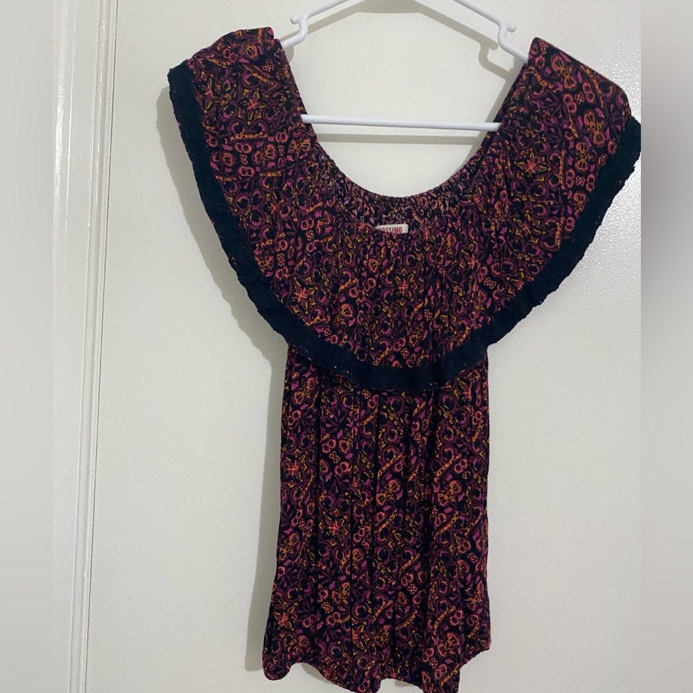 MOSSIMO top size L. - pre-worn